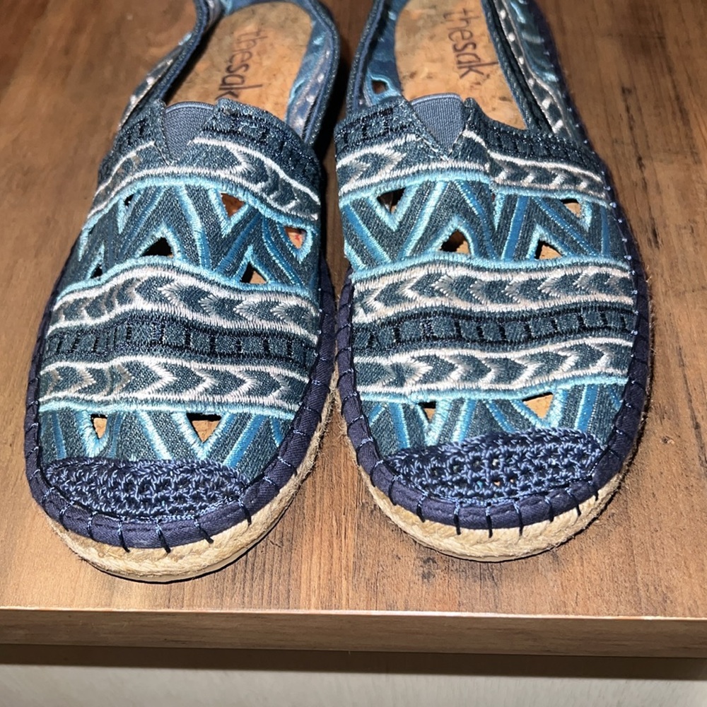 The Sak blue woven Aztec flats size 8 - Picture 2 of 5
